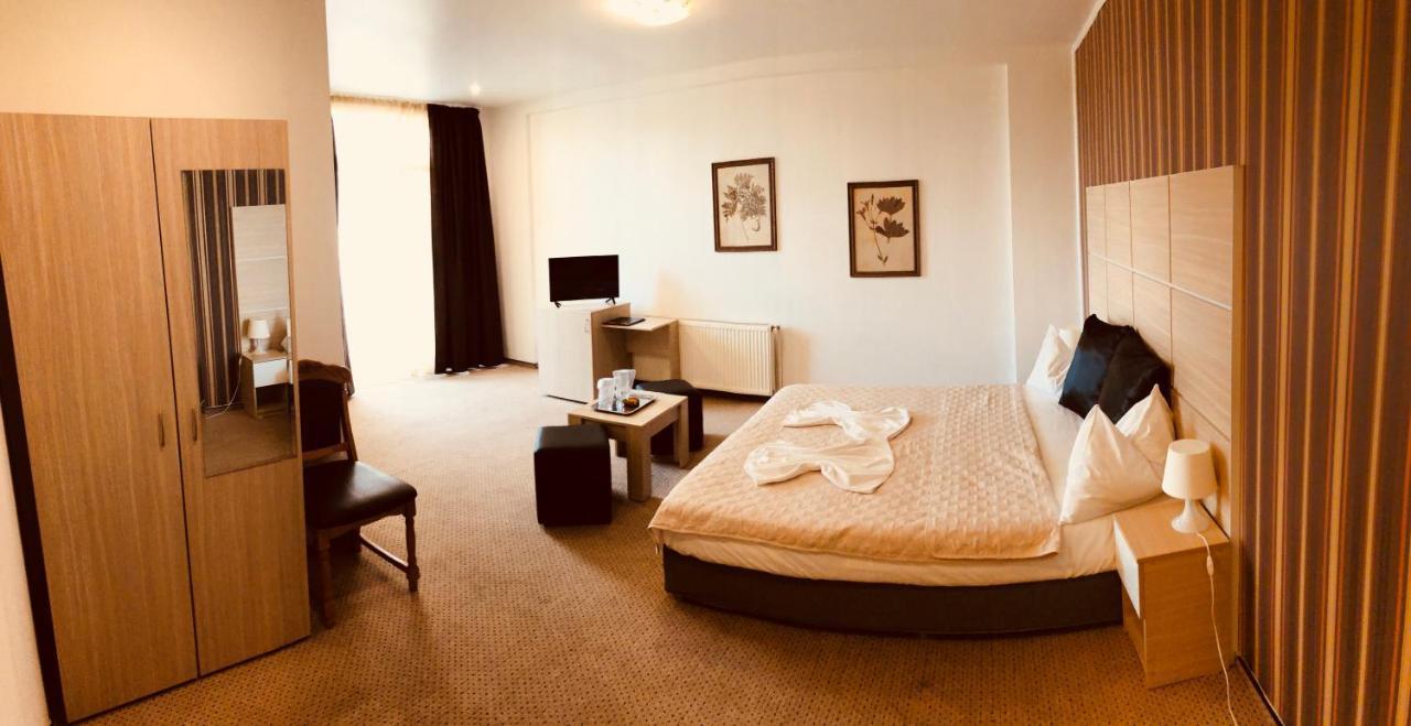 Hotel Mon Caprice Bucarest
